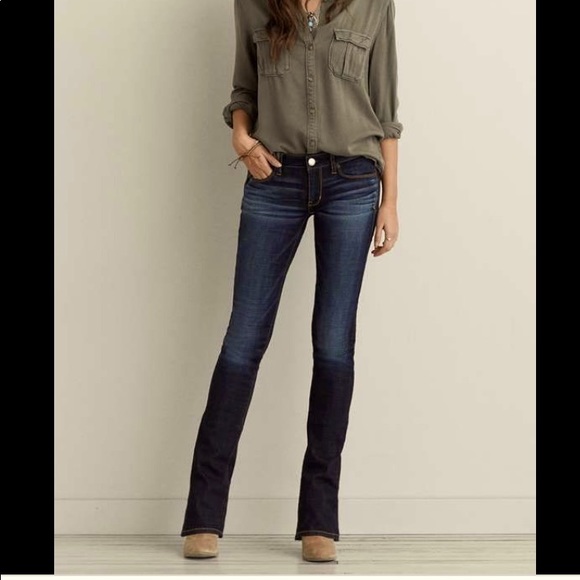 American Eagle Outfitters Denim - 🦅AE skinny kick, stretch dark wash jeans.